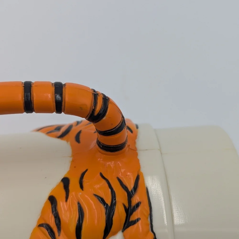 Ringling Bros & Barnum Bailey Circus Tiger Mug Vintage 1988 Collectible